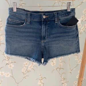 Brand new Joe’s jeans Andreea cutoff shorts in size 27